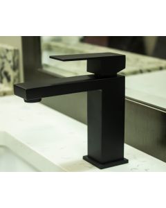 Luxury B231-01-31-FAUCET Single Hole Bathroom Faucet with Pop Up Drain Assembly Midlothian - RVA Cabinetry